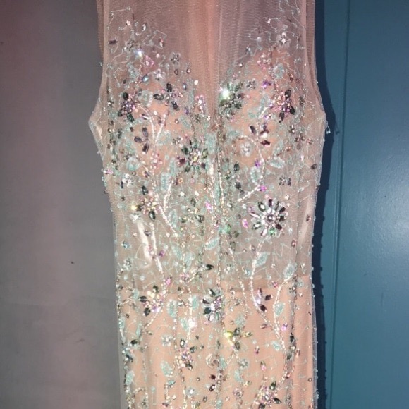 Nude and blue sleeveless prom dress - Picture 2 of 4
